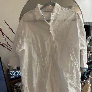 Zara white buttoned poplin shirt